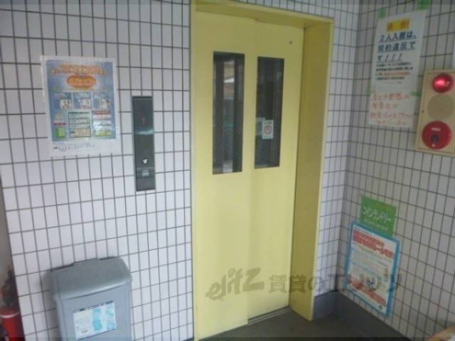 エレベーター
