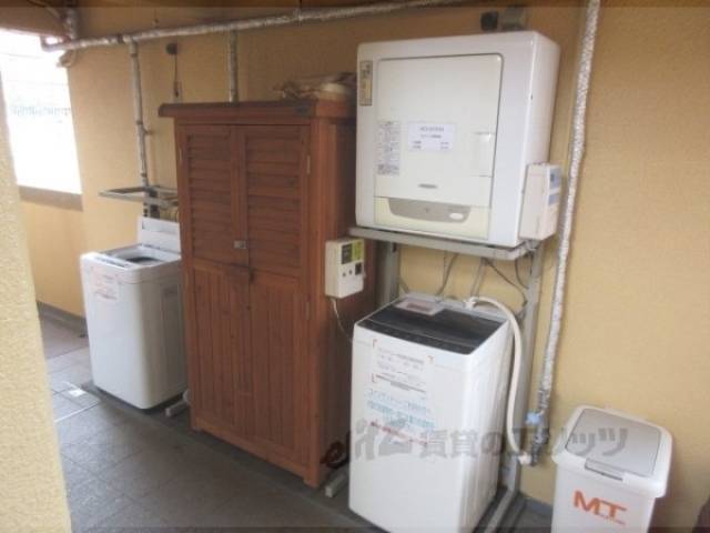 コインランドリー