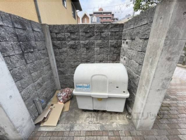ゴミ置き場