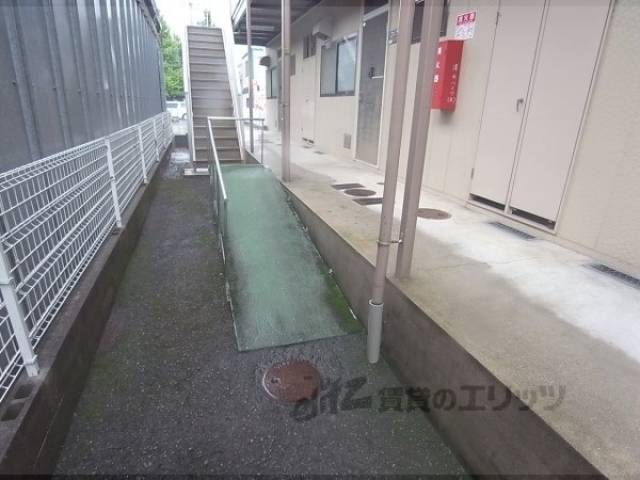 ロビー　スロープ