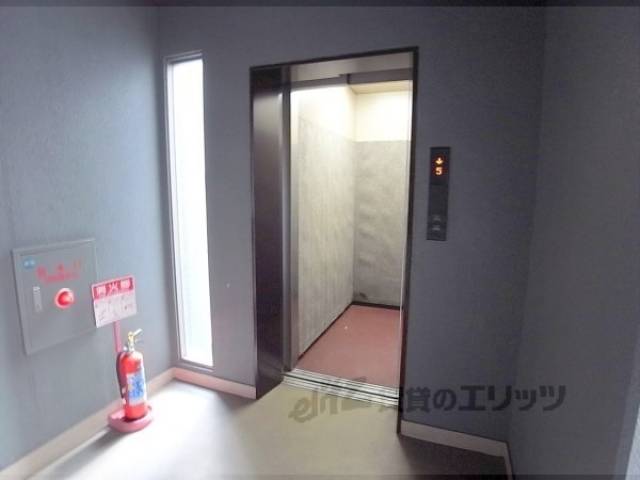 エレベーター