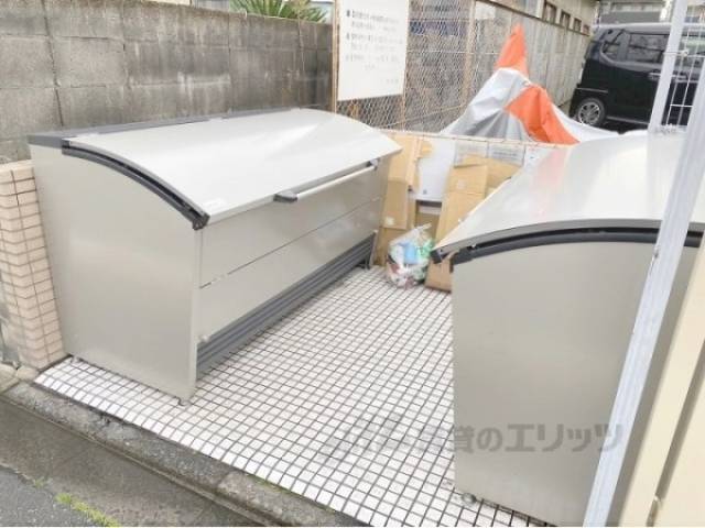 ゴミ置き場