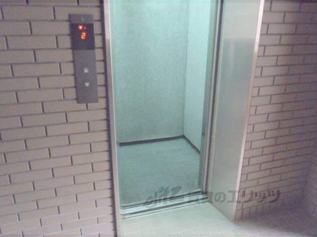 エレベーター