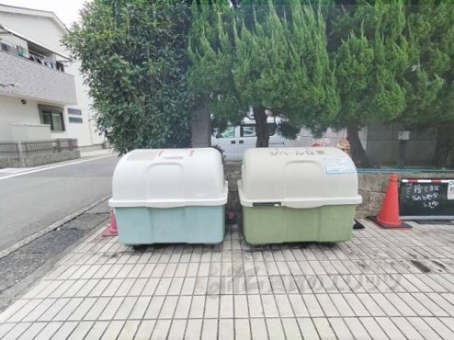 ゴミ置き場