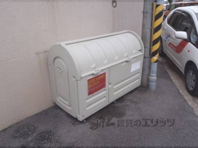 ゴミボックス