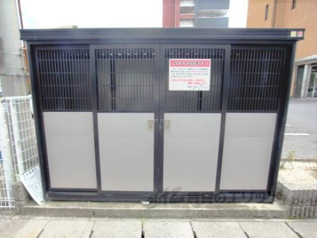 ゴミ置き場