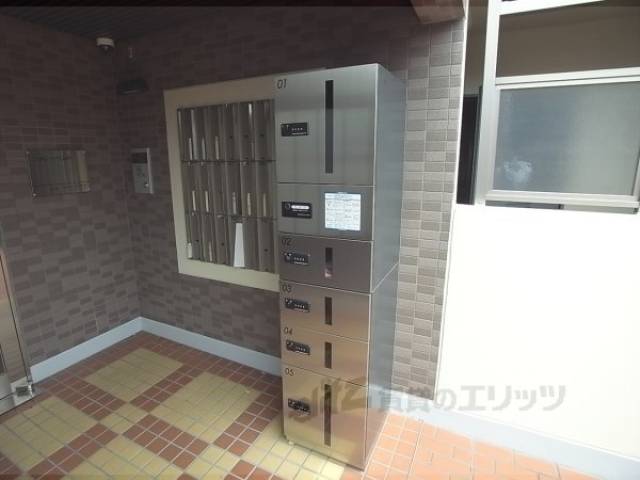 宅配ボックス