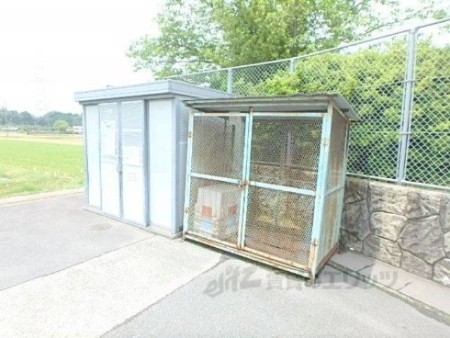 ごみ収集場