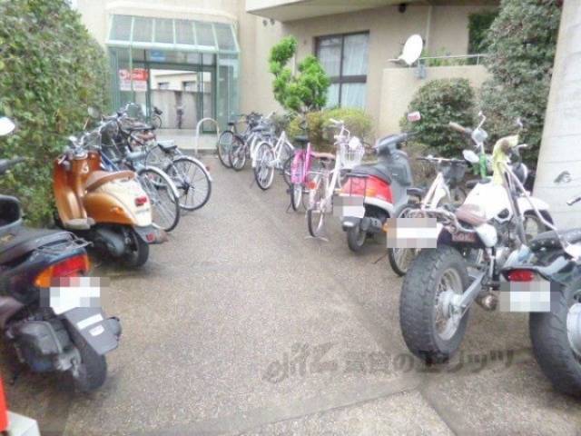 駐輪場