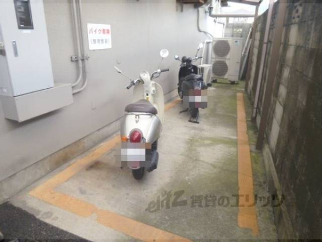 駐輪場