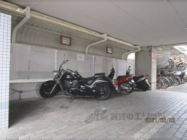 駐輪場　バイク置き場