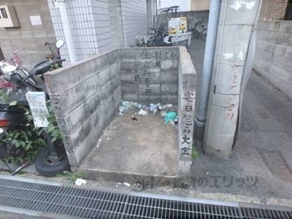 ゴミ捨て場