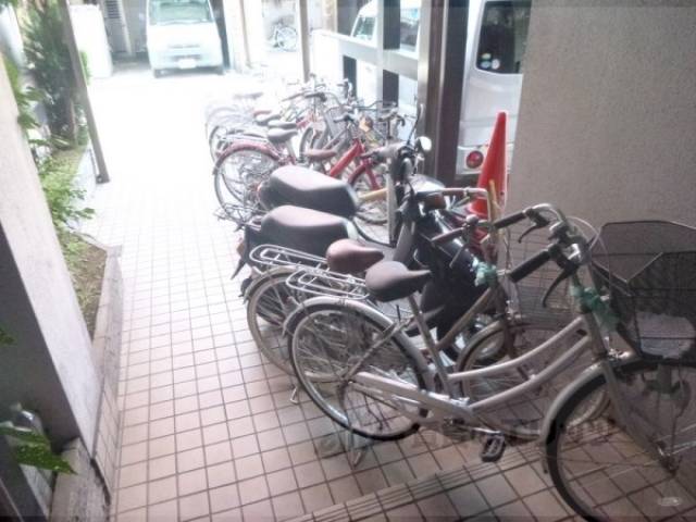 駐輪場