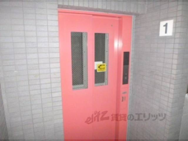 エレベーター