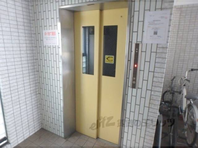 エレベーター