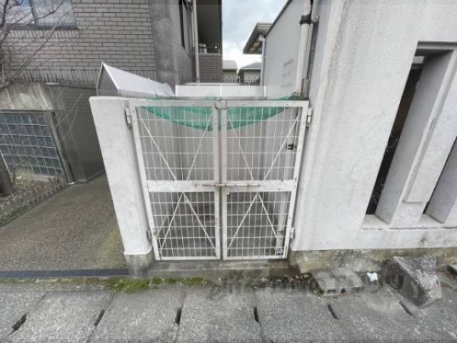 ゴミ置き場