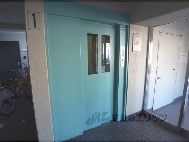 エレベーター