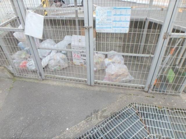 ゴミ捨て場