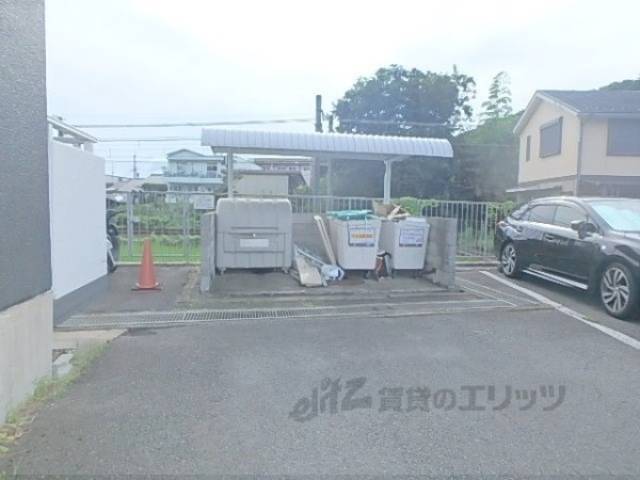 ゴミ置き場