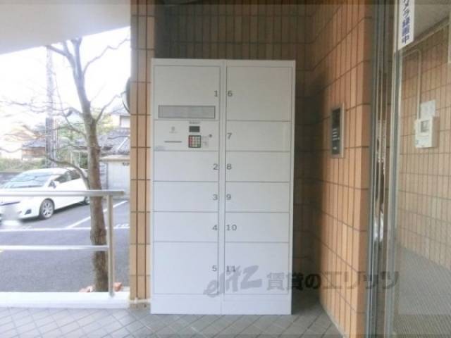 宅配ボックス