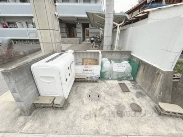 ゴミ置き場