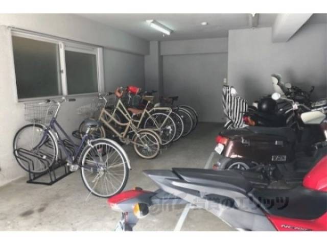 駐輪場