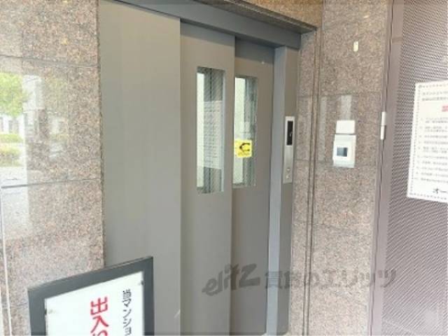 エレベーター