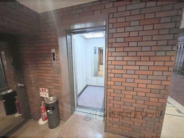 エレベーター　テラス