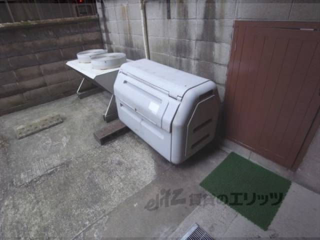 ゴミ置き場