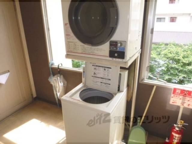 コインランドリー