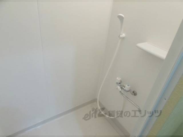 男子用シャワールーム