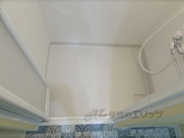 男子用シャワールーム