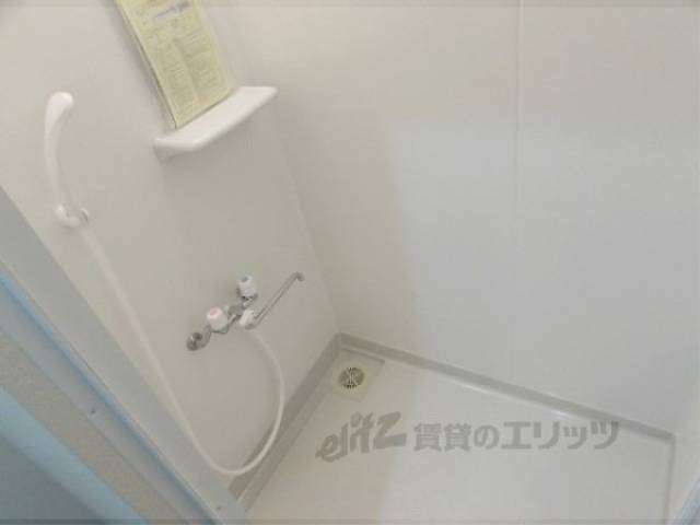 女子用シャワールーム