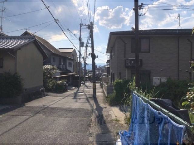 前面道路　西向き