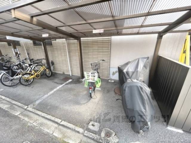 バイク置き場