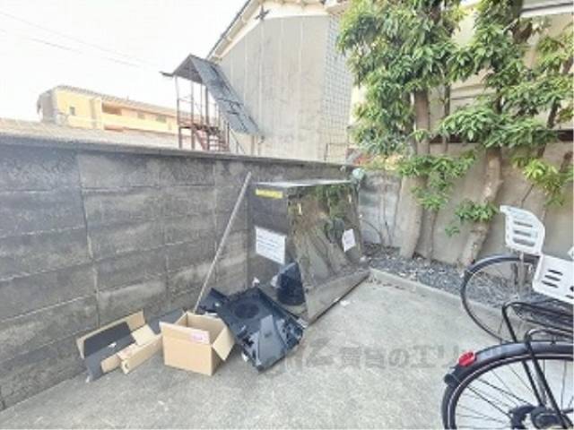 ゴミ置き場