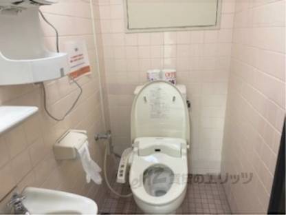 共用トイレ（女性用）