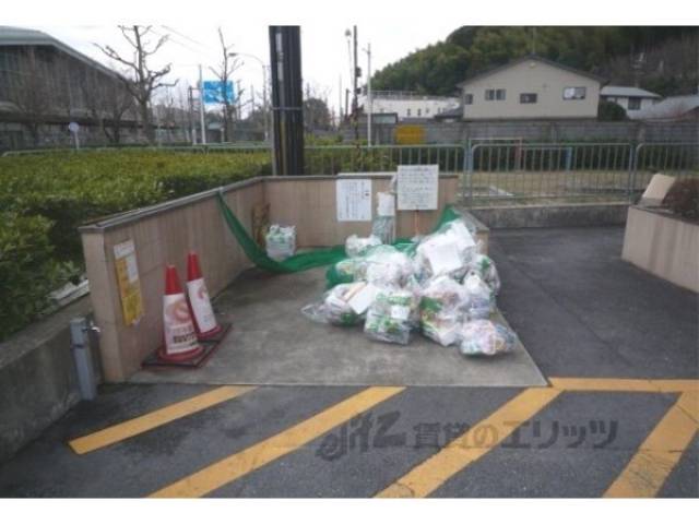 ゴミ集積所