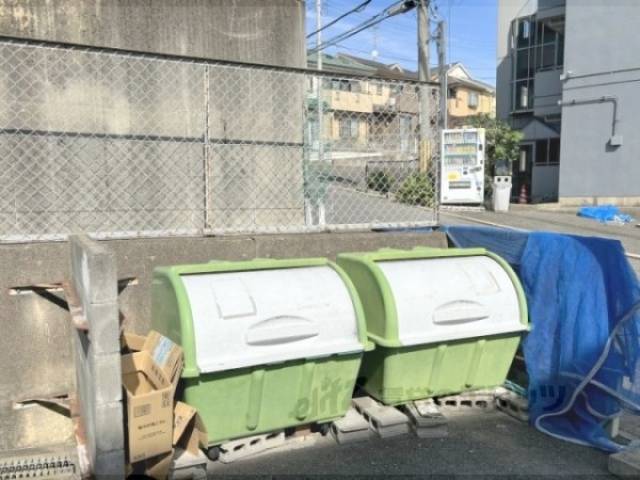 ゴミ置き場