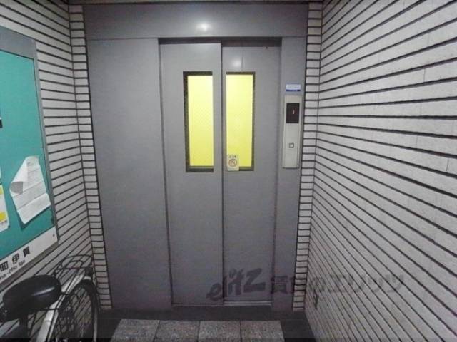 エレベーター
