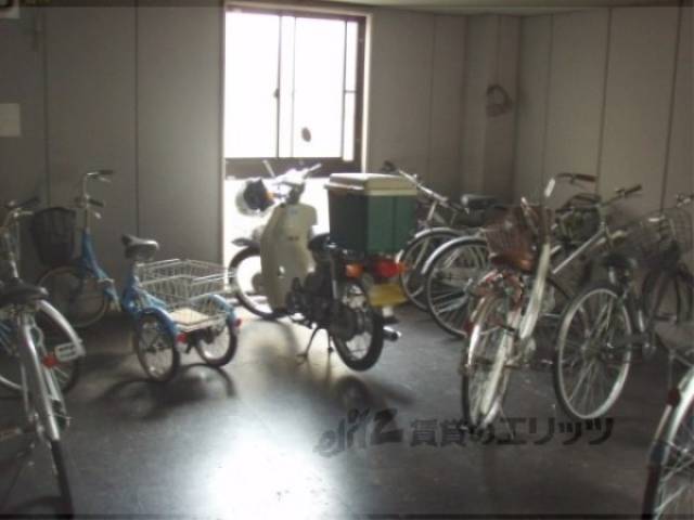 駐輪場