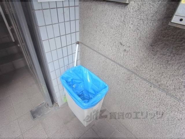 ゴミ箱
