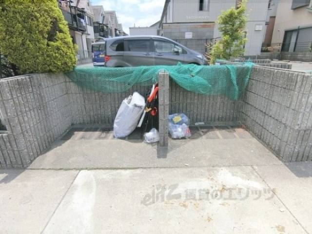 ゴミ置き場