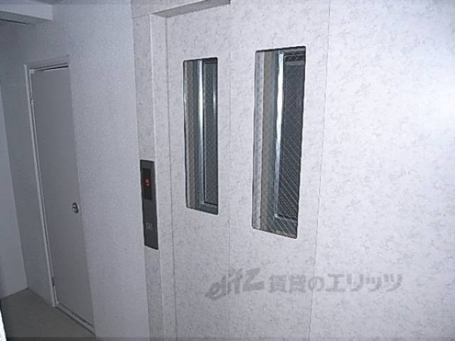 エレベーター