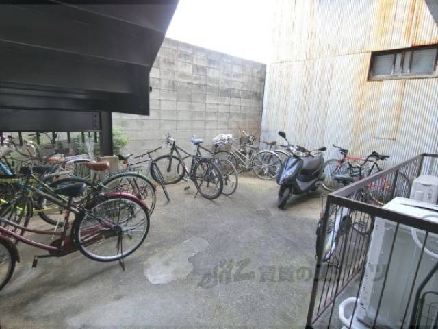 駐輪場