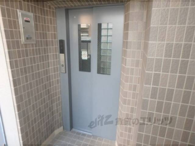 エレベーター