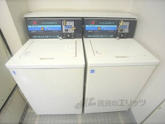 コインランドリー