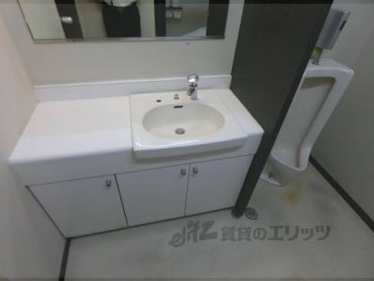 共用トイレ