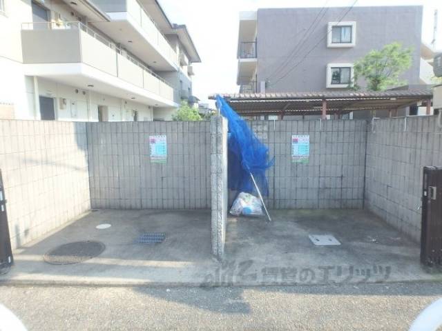 ゴミ収集場所