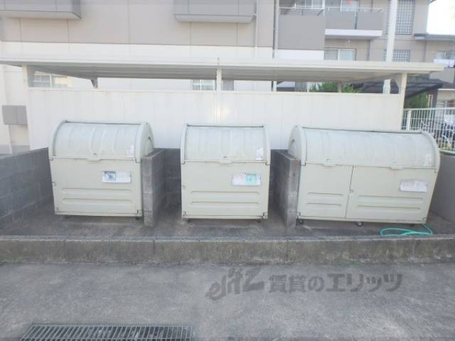 ゴミ収集場所